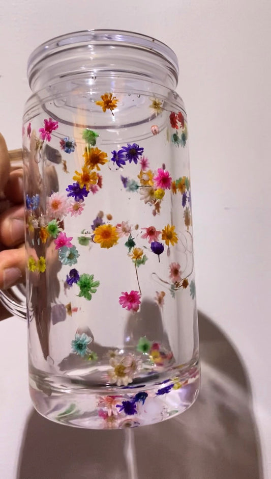 Dried flowers snow globe